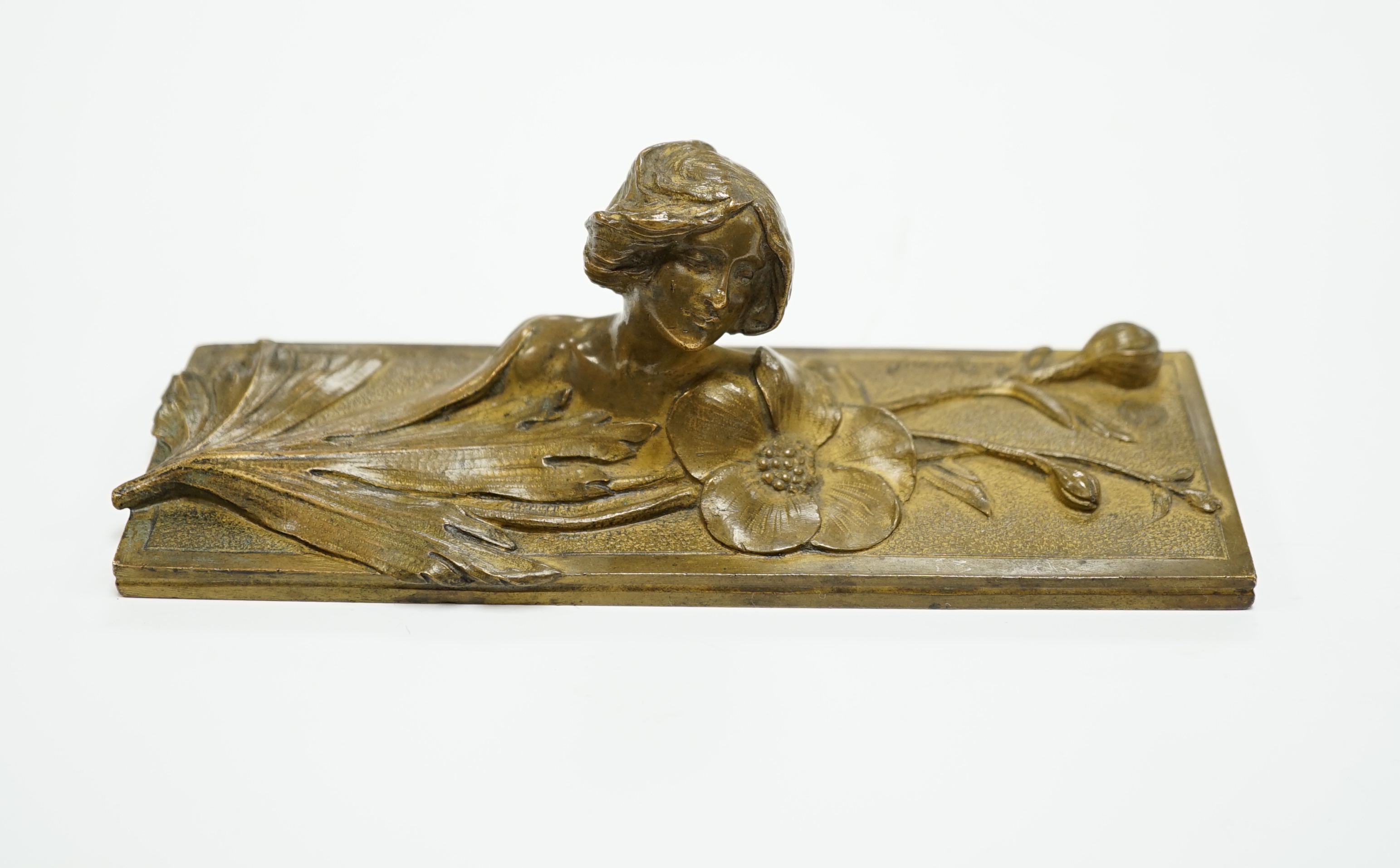 An Art Nouveau, Maurice Bouval bronze paperweight, 16.5cm wide